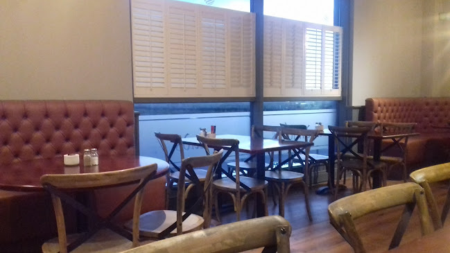 Comentarii opinii despre The Peppermill Restaurant