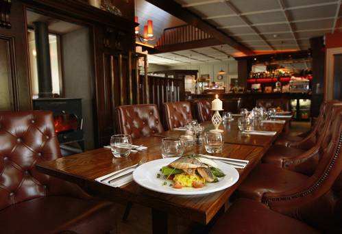 Byrne & Woods Bar & Restaurant - Hospitality and gastronomy