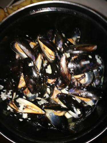 Comentarii opinii despre Stoop Your Head