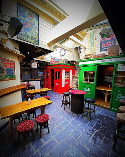 Casey's Bar and Restaurant - Hospitality and gastronomy