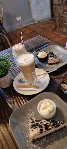 Bistro 18 - Hospitality and gastronomy