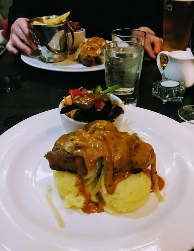 Opinii despre The Big Apple Restaurant at The Blackhorse Inn în Cavan - Hospitality and gastronomy