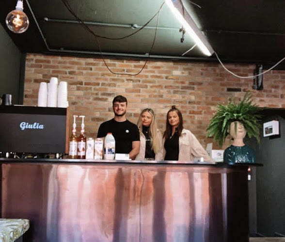 Comentarii opinii despre Glovers