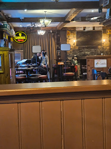 Faha Court Bar & Courtyard