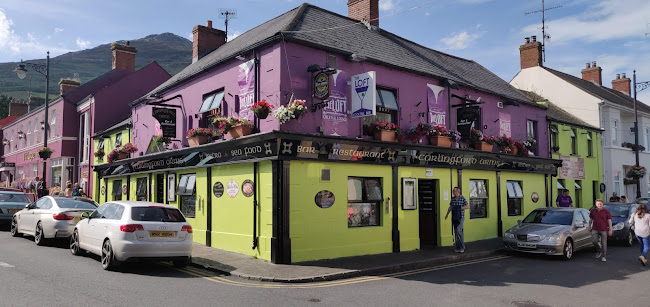 The Deli Bar & Takeaway - Hospitality and gastronomy