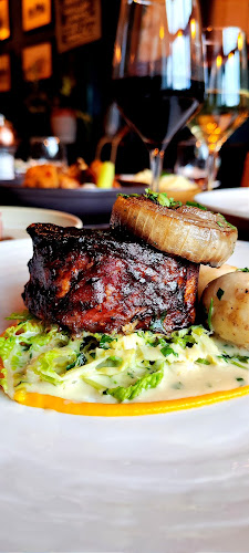 Opinii despre The Dew Drop Inn & Brewhouse în Kill - Hospitality and gastronomy