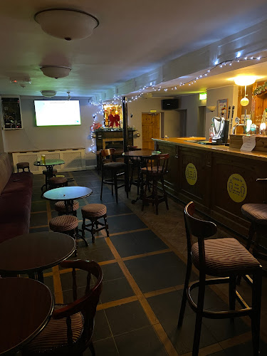 The Cross Bar - Hospitality and gastronomy