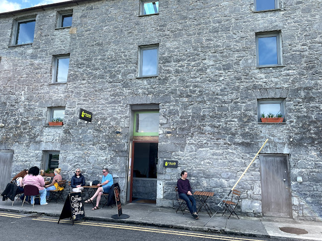 Graze Cafe & Wine Bar - Hospitality and gastronomy