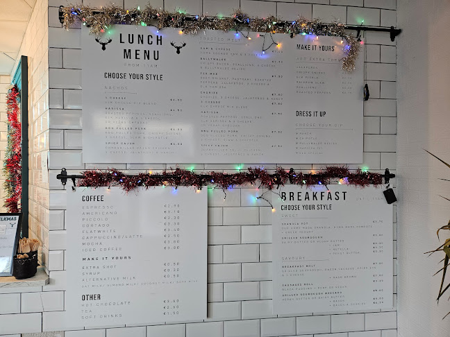 The Wandering Elk (with Stodge Face) - Athlone