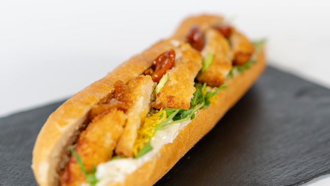 Comentarii opinii despre Mac's Place at the Galway Plaza