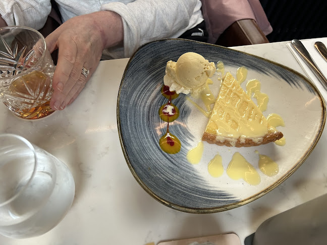 Ballina, Co. Tipperary, V94 R678