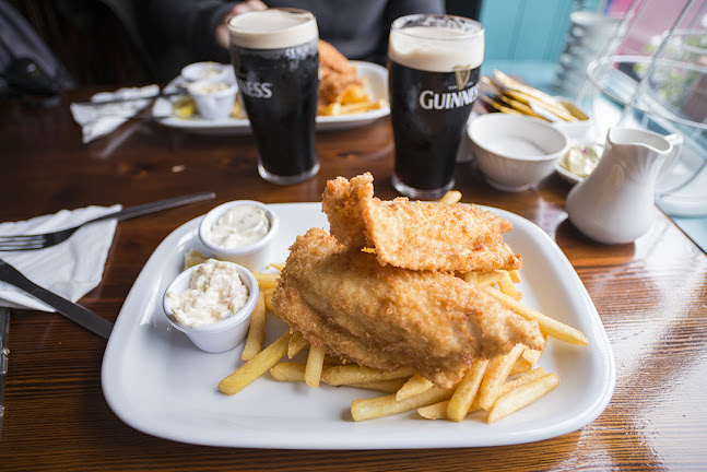 The Moorings Guesthouse & Seafood Restaurant @ The Bridge Bar - Kilrush