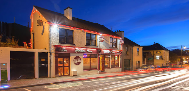 Opinii despre Monroes Pizza Pizza în Westport - Hospitality and gastronomy