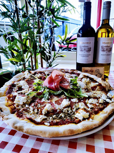 Opinii despre Little Sicily în Navan - Hospitality and gastronomy