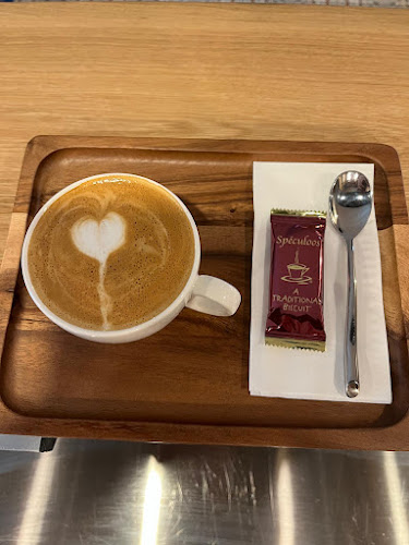 Logan's Bar & Lounge - Hospitality and gastronomy