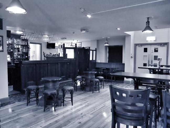 Comentarii opinii despre 37 Queen Street