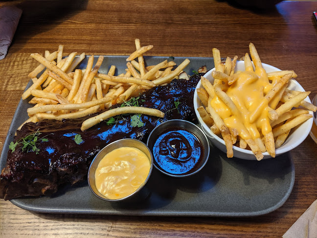 Huck's American Bar and Grill - Ballymahon