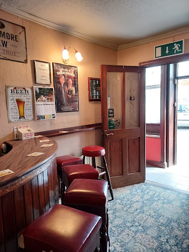 Comentarii opinii despre Ned claffeys