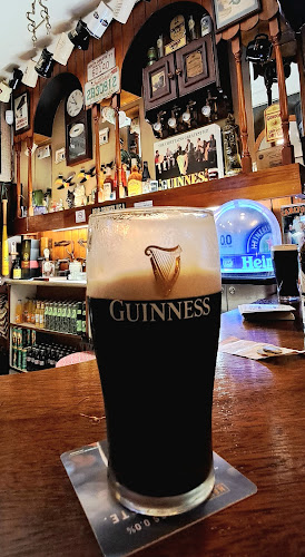 Opinii despre Kenny's Bar Ballygar în Co. Galway - Hospitality and gastronomy