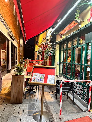 Scoozi - Hospitality and gastronomy