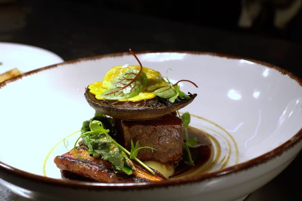 One Hundred Degrees Restaurant and Wine Bar - Hospitality and gastronomy