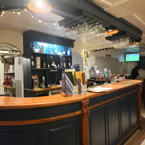 Opinii despre The Market Stone Bar and Restaurant în Clogheen - Hospitality and gastronomy