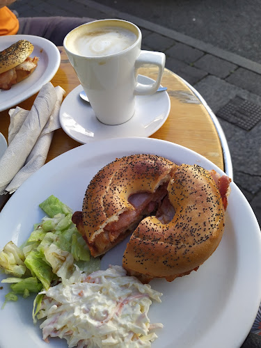 Comentarii opinii despre Emma's Café