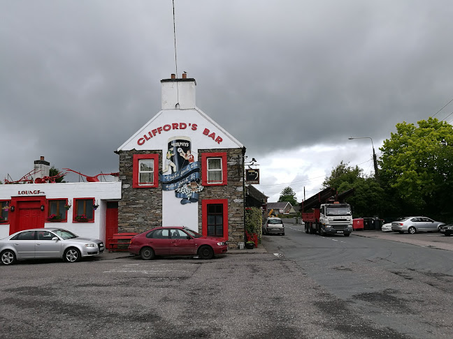 Comentarii opinii despre Cliffords Bar