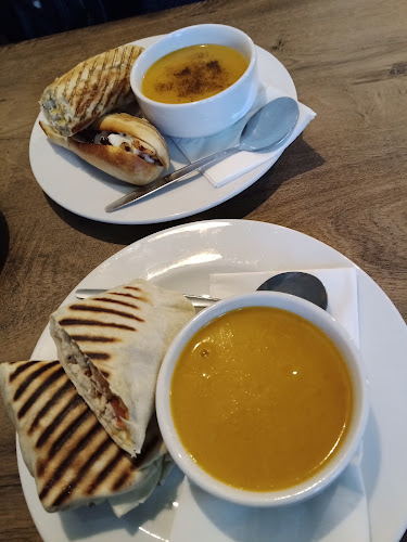 Comentarii opinii despre The Square Tullamore