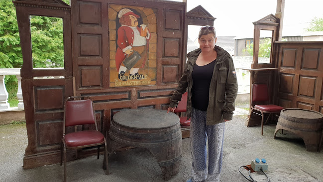 Cassidy's Olde Village Inn - Hospitality and gastronomy