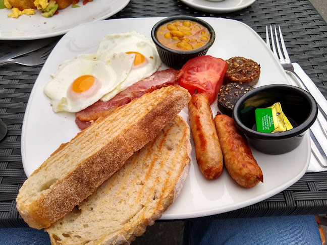 Stable Diet Cafe - Hospitality and gastronomy