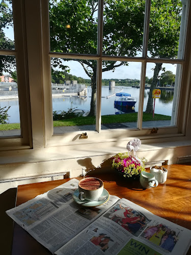 Opinii despre Corrib House Tea Rooms & Guest Accommodation în Galway - Hospitality and gastronomy