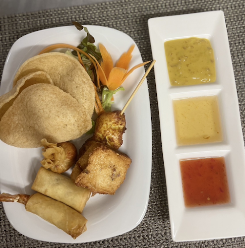 Comentarii opinii despre New Pa Pa Thai Restaurant