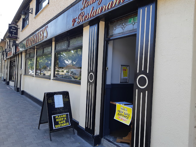 Comentarii opinii despre Carpenters Bar Lounge & Restaurant