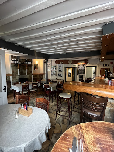 An Craoibhín - Hospitality and gastronomy