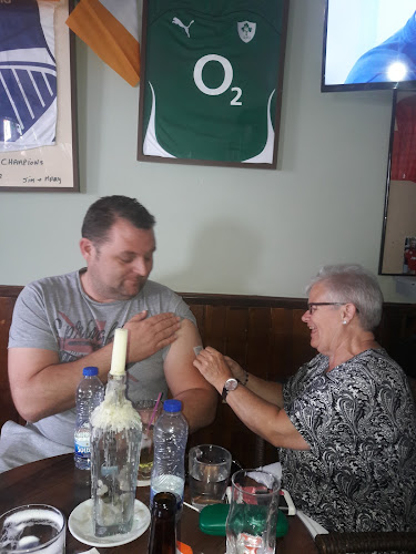 Comentarii opinii despre Charlie St. George