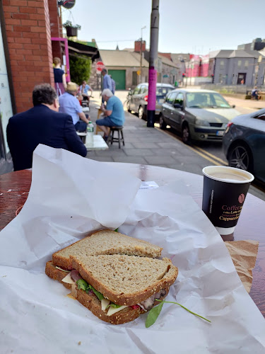 3 Little Piggies - Cork