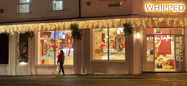 Whipped Ice-cream&Coffee Parlour