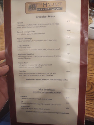 Comentarii opinii despre The Market Bar & Restaurant