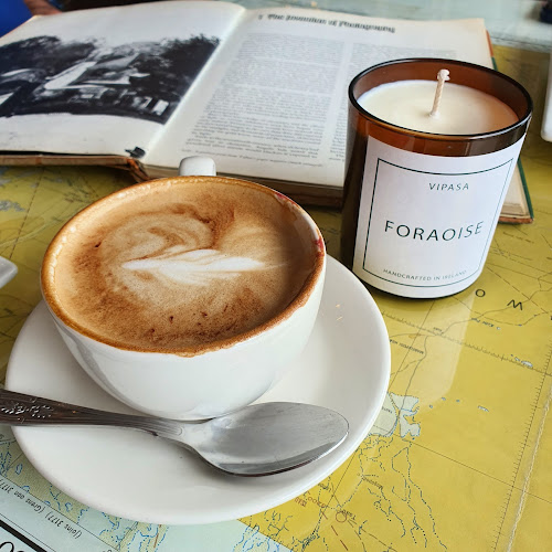 Opinii despre The Flying Poet Aviation Café - Delicious Coffee & Food în Kinsale - Hospitality and gastronomy