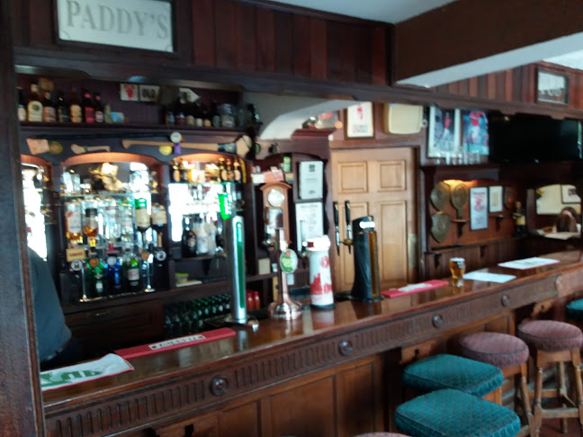 Paddy's Country Pub - Hospitality and gastronomy