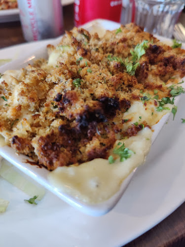 Treats Coffee Shop - Hospitality and gastronomy