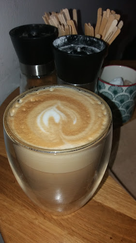 Comentarii opinii despre Gerona Deli Cafe