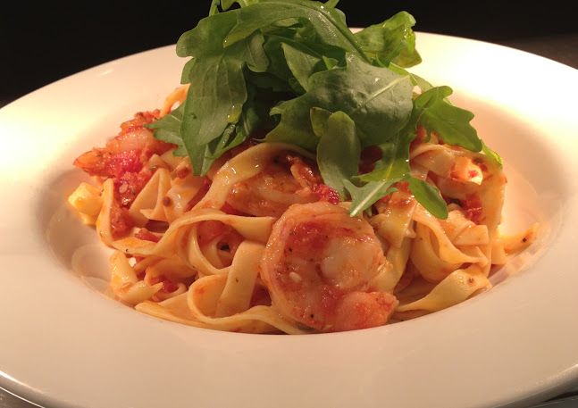 La Rivista Restaurant & Market