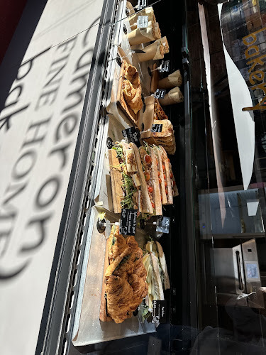 Comentarii opinii despre Cameron Bakery