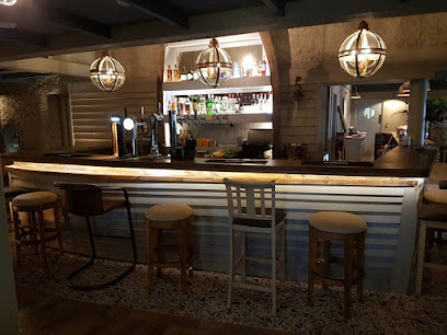 The Boathouse Bar/Restaurant