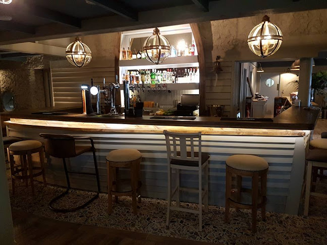 The Boathouse Bar/Restaurant