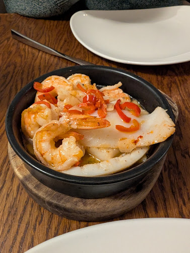 BlackCat - wine - tapas - rooms