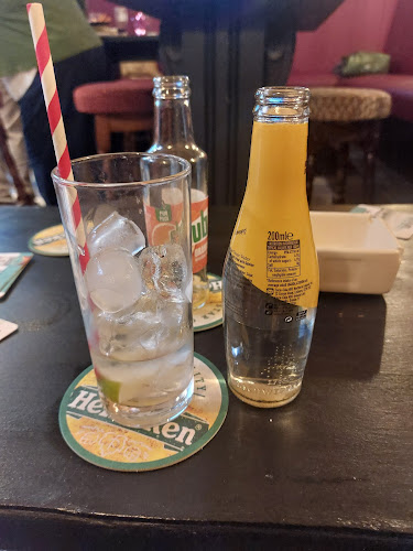 Comentarii opinii despre Clearys Bar