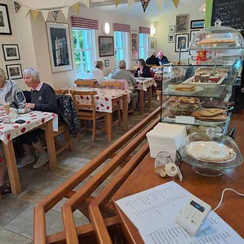 Comentarii opinii despre Esther's Home Bakes